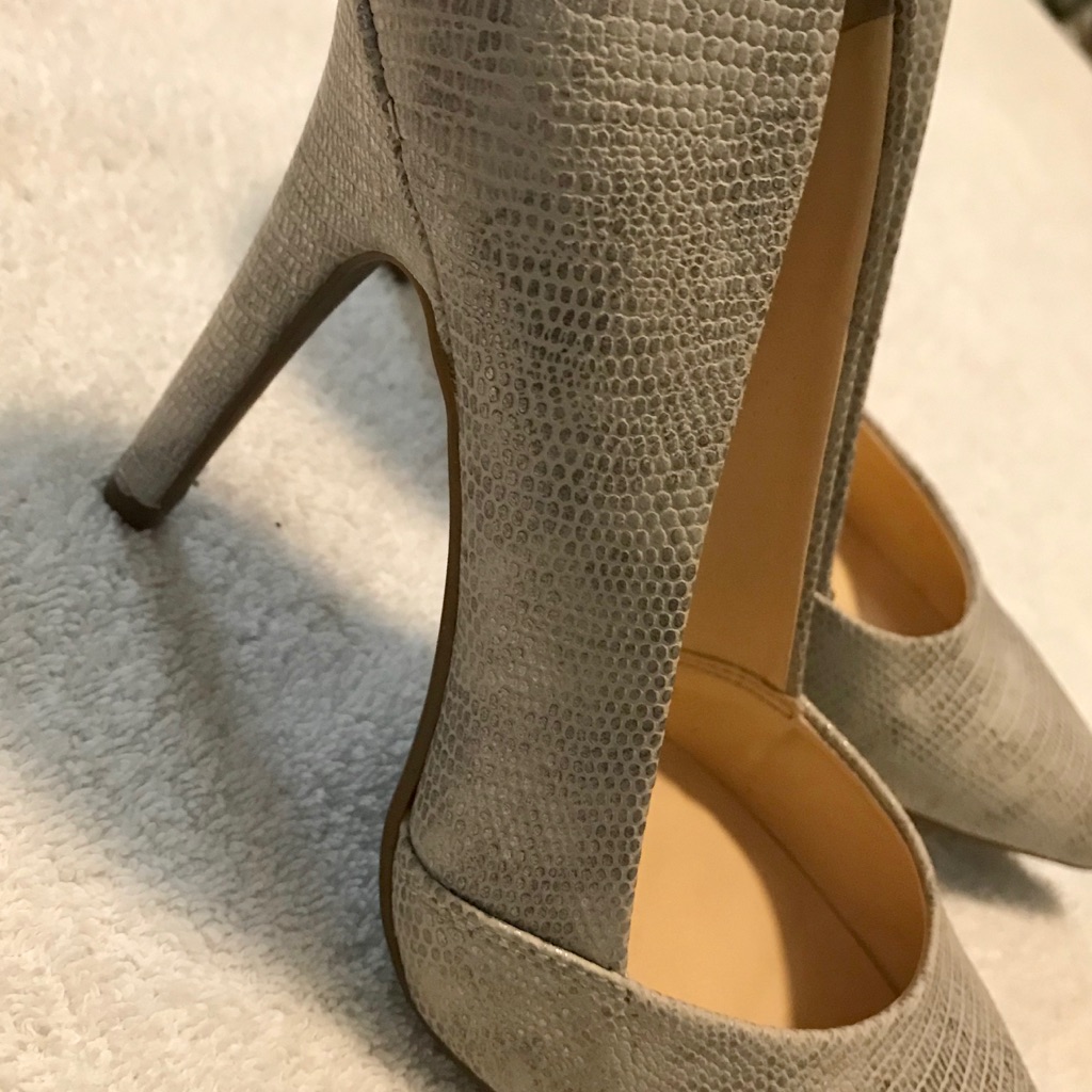 Brand New Heels By Guess - Box 32
